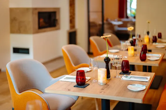 Hotel/Restaurant Lengefelder Warte GmbH & Co. KG