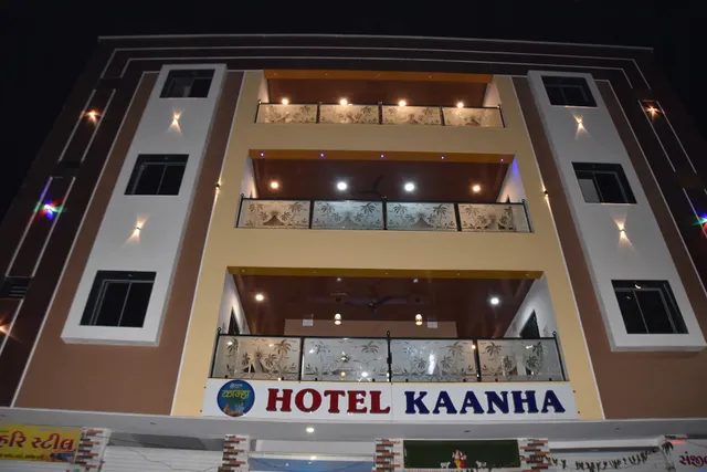 hotel kaanha