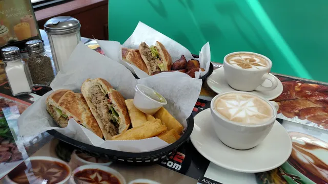 La Revancha Cuban Café