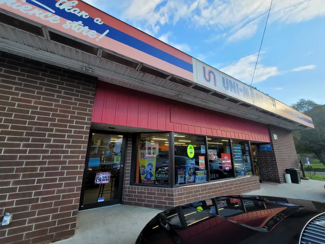 Uni-Mart