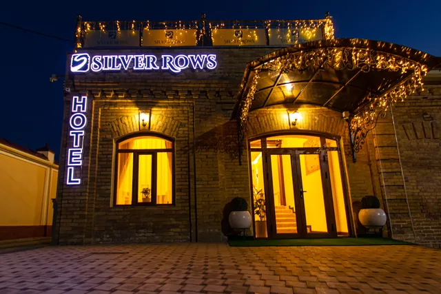 Hotel Silver Rows