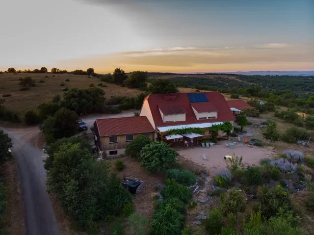 Ecoasis - Gîte, Bien-être jeûne et randonnée dans le Lot