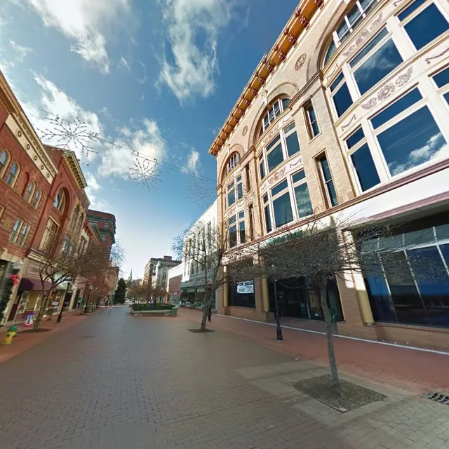 Cumberland Pedestrian Mall