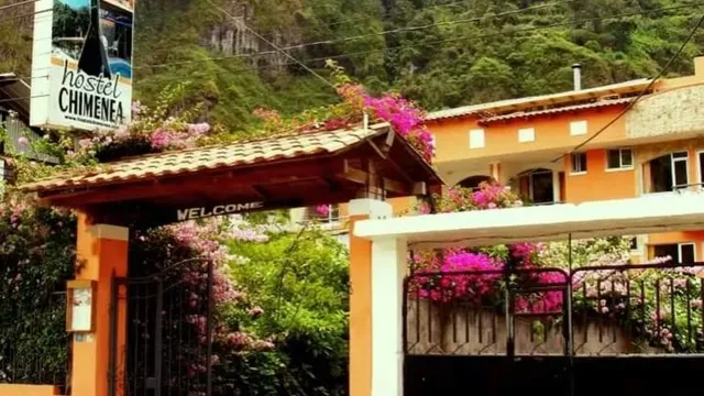 Hostal Chimenea SPA.