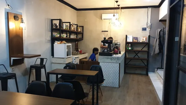 Xy Coffee and Roastery