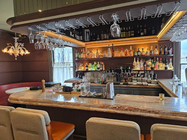 Piano Piano Restaurant