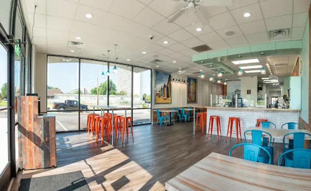 Tropical Smoothie Cafe