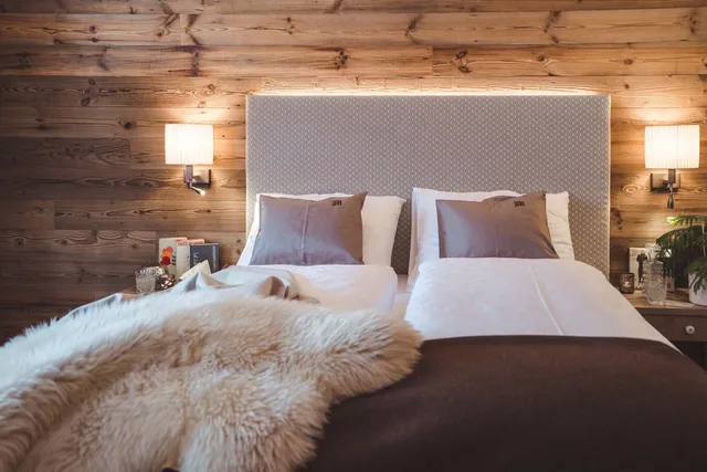 hotel & chalet madlochBlick