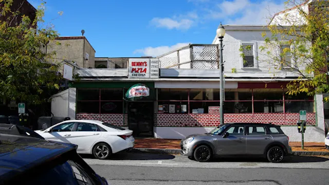 Benny's Pizzeria