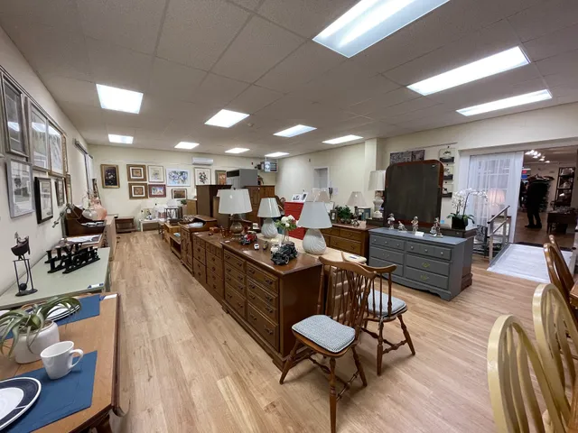 Second Glance Thrift Boutique