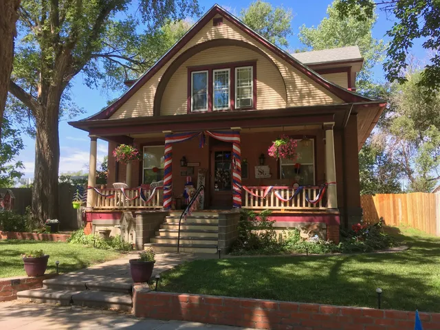 3rd Street Nest Bed & Breakfast