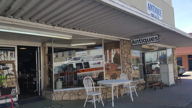 Becky's Antique Mall