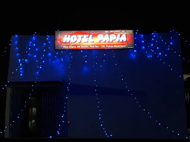Hotel Papia (হোটেল পাপিয়া)