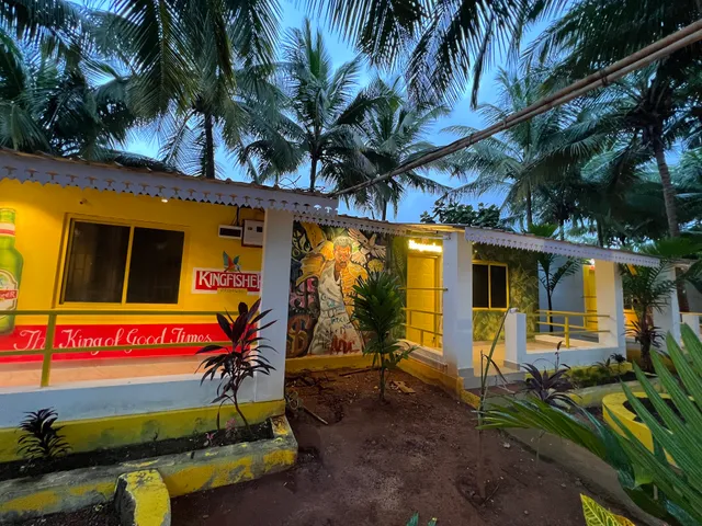 Whoopers Party Hostel, Palolem