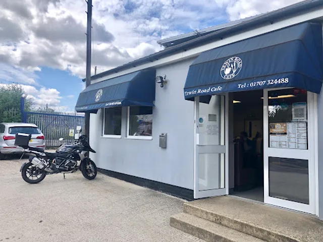 Tewin Road Cafe