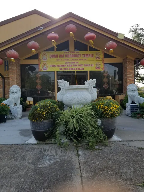 Quan Am Temple