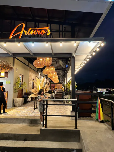 Arturo's Filipino Restaurant & Bar - DOWNTOWN