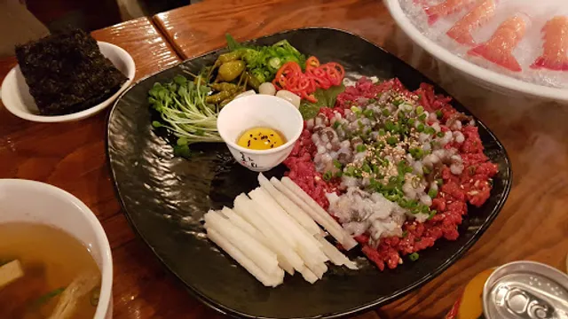 박고볼래 실내포차 논현점