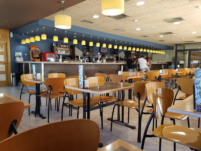 Cafetería / Restaurante 99