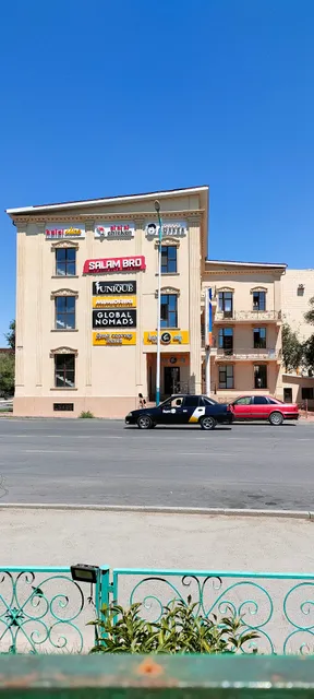 Salam Bro, Ay Ay Ay Chiken, Zhekas