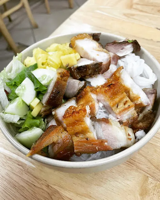 Hoàng Bèo Habibi Ngã Tư Sở