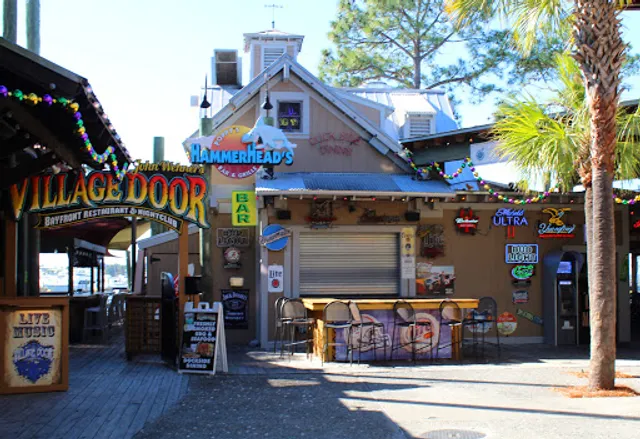 Hammerhead's Bar & Grille