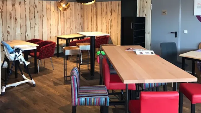 Brotmacher Breu u. Oberprieler GmbH (Kreislbäcker)