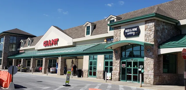 Hersheys Mill Village Square