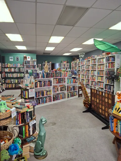 Magpie Books Longview