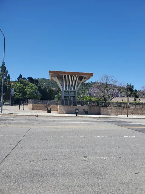 Universal / Studio City Station