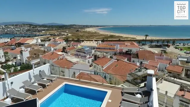 Top City Hostel & Suites