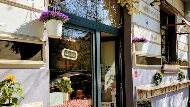 Casa Nostra - Bistro - Cafe - Wine