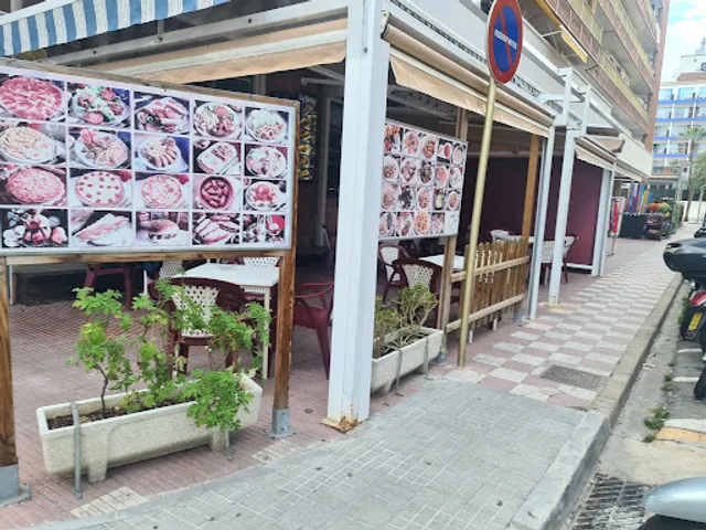 La Bodeguilla Snack Bar