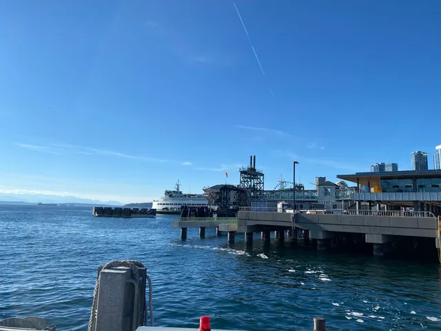 Water Taxi Route & Harbor Ave SW