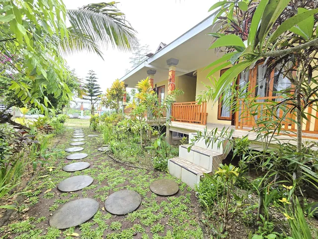 BMS PENIDA HILLS VILLA