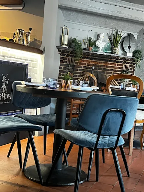 Grasshopper Cocktail & Wine Bar