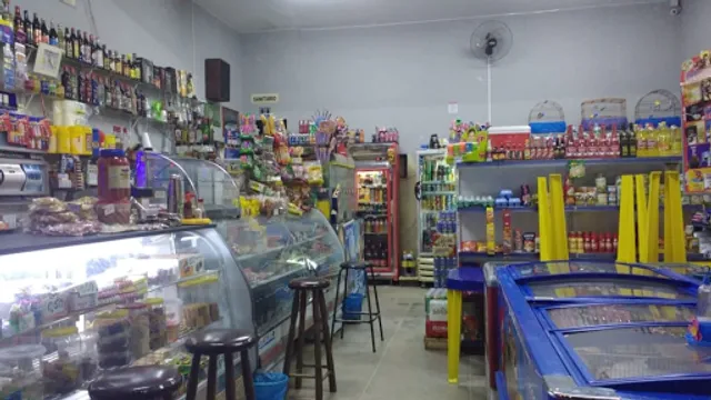 Eskinão Lanchonete & Mercearia