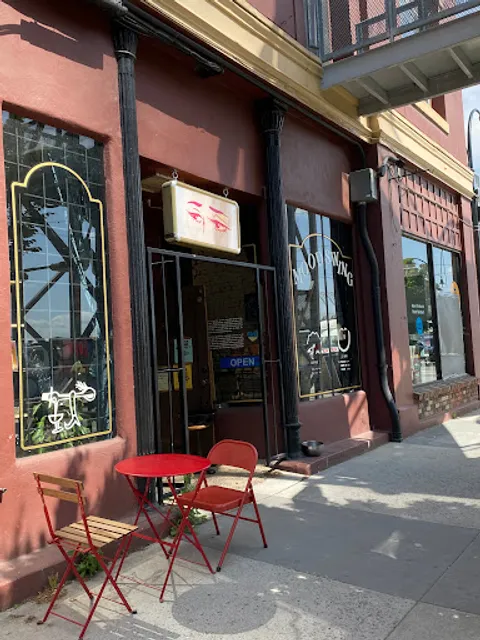 Moodswing Coffee + Bar (Formerly)Old Crow Coffee Co.