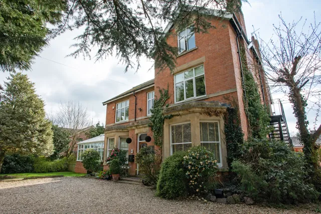 Treherne House B&B & The Malvern Retreat Self Catering