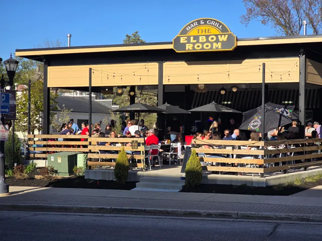 The Elbow Room Brookfield