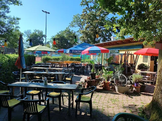 Indoor tennis court in Mureck