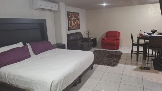 Premier Hotel Suites