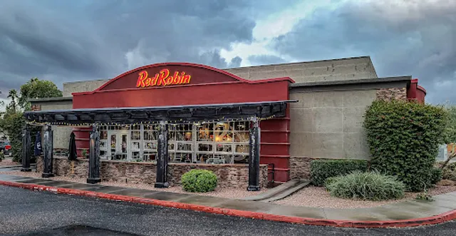 Red Robin Gourmet Burgers and Brews