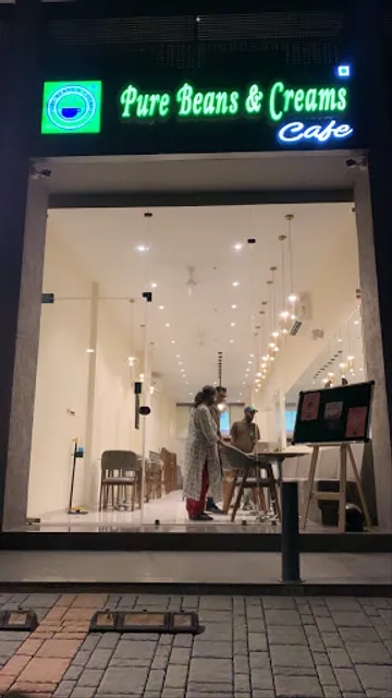 Pure Beans & Creams Cafe