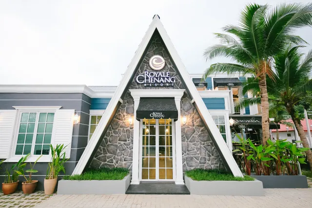 Royale Chenang Resort