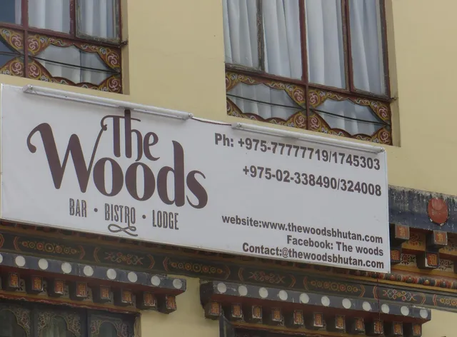 The Woods (Bistro,Bar,Lodge)
