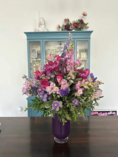 HAWS & CO. FLORAL AND GIFTS