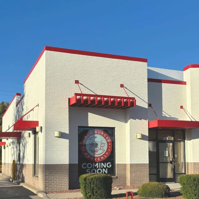 Halo Burger Walled Lake