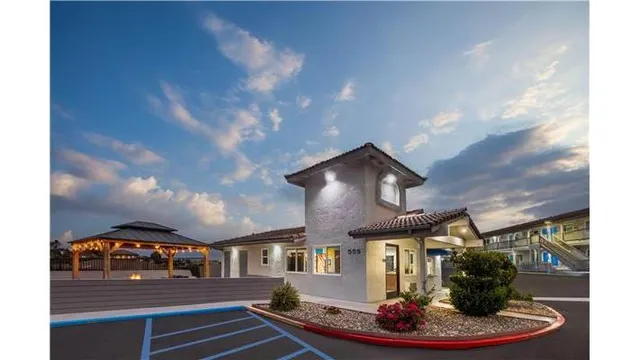 Days Inn by Wyndham Arroyo Grande/Pismo Beach