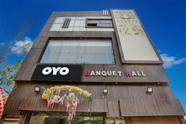 OYO Flagship Hotel Panjabi